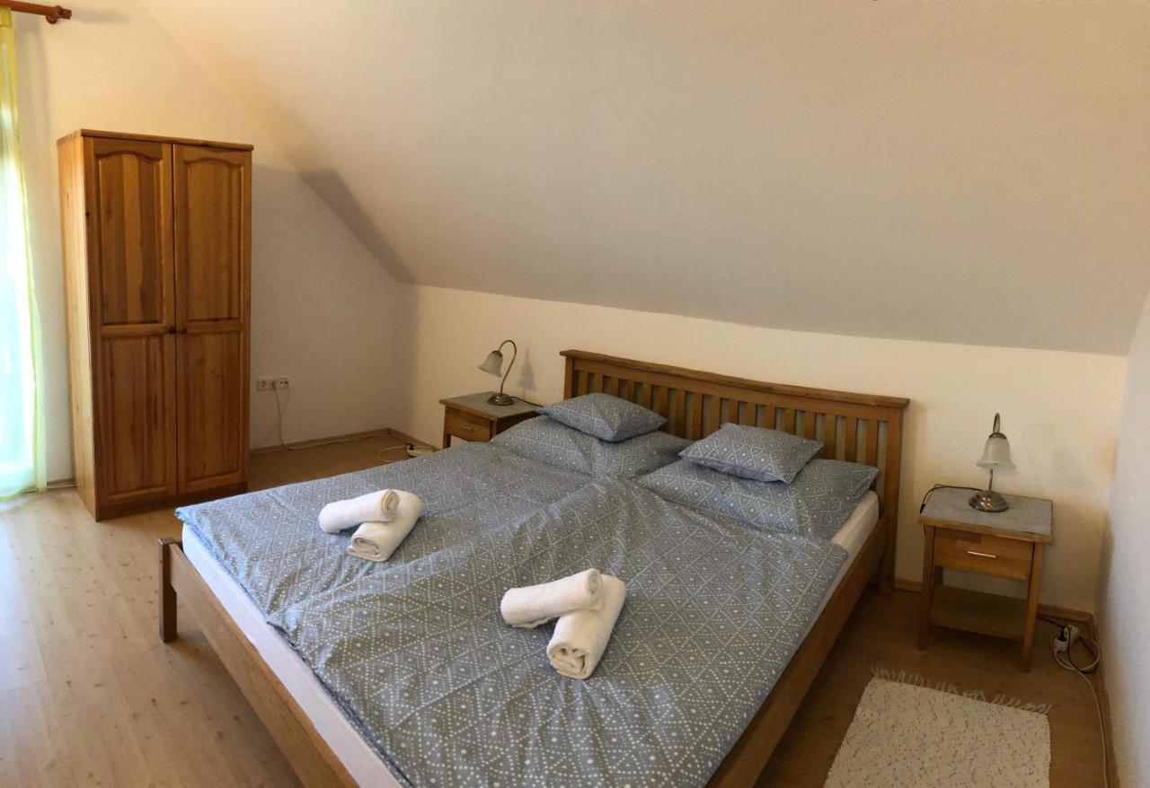 Kristaly Apartmanhaz Шарвар Экстерьер фото