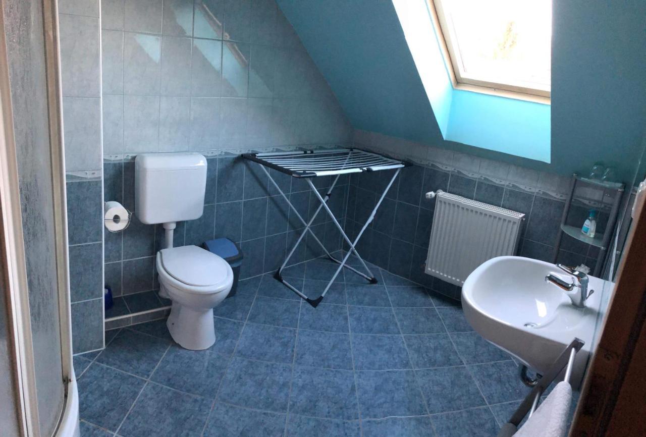Kristaly Apartmanhaz Шарвар Экстерьер фото