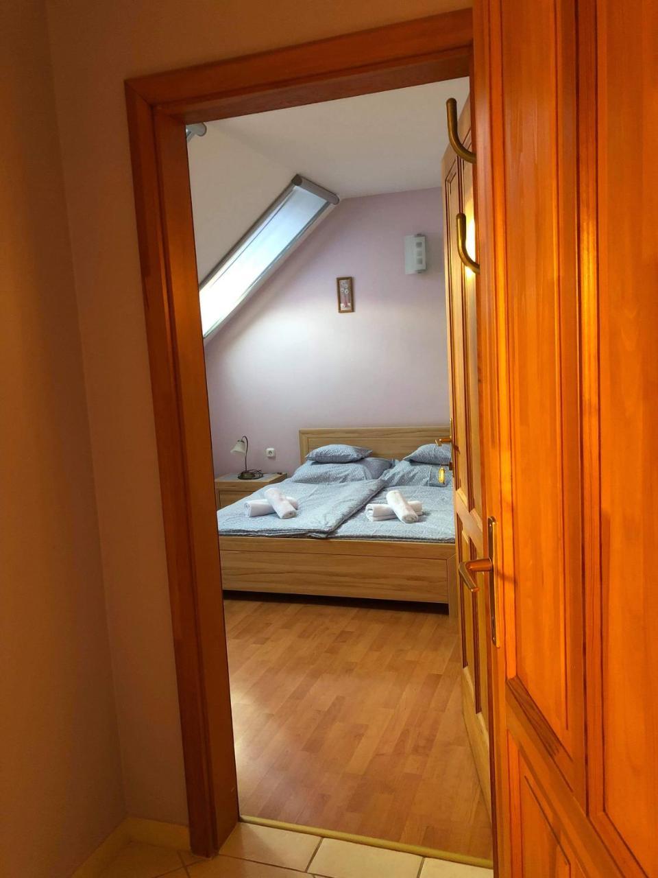Kristaly Apartmanhaz Шарвар Экстерьер фото